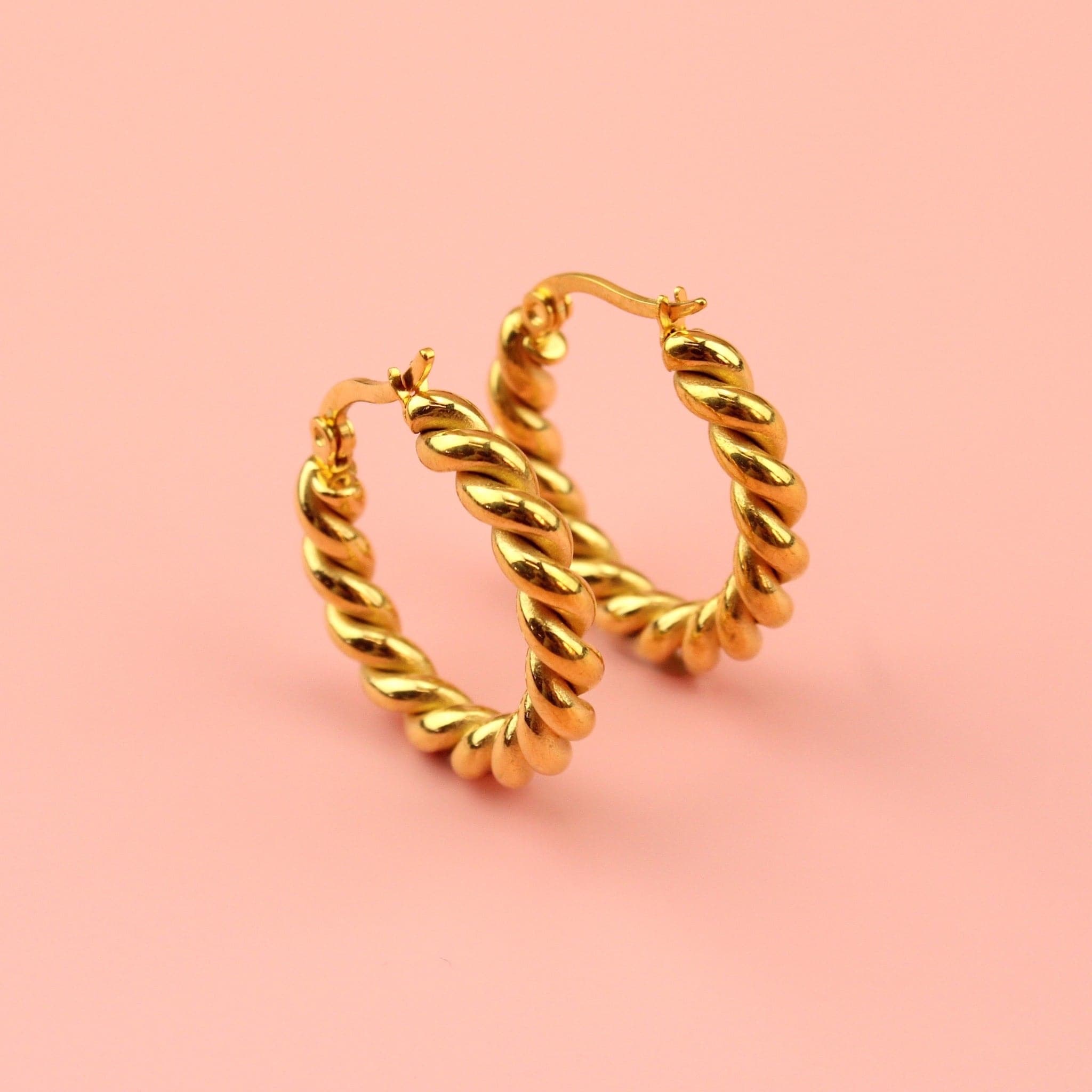 Twist and Shout Hoop Earrings (Gold Plated)